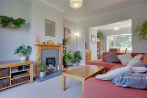 Lounge- click for photo gallery
